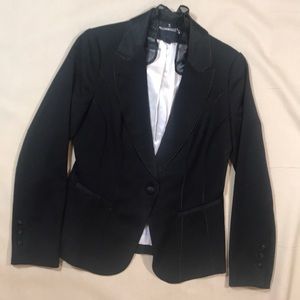 Whit House Black Market jacket size 6